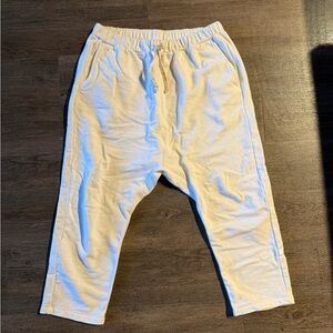 Cream Drop Crotch Cropped Sweatpants by ClHu